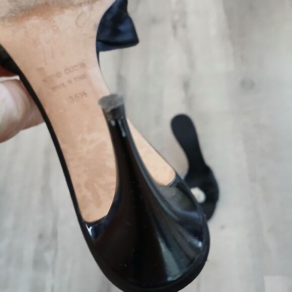 Elegant Black Women's Sandals with Rhinestone Detail - Picture 4 of 6